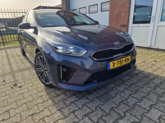Kia ProCeed 2