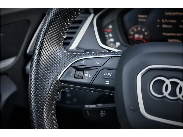 Audi Q5 2.0 TFSI quattro Launch Edition 2017 Benzine 49
