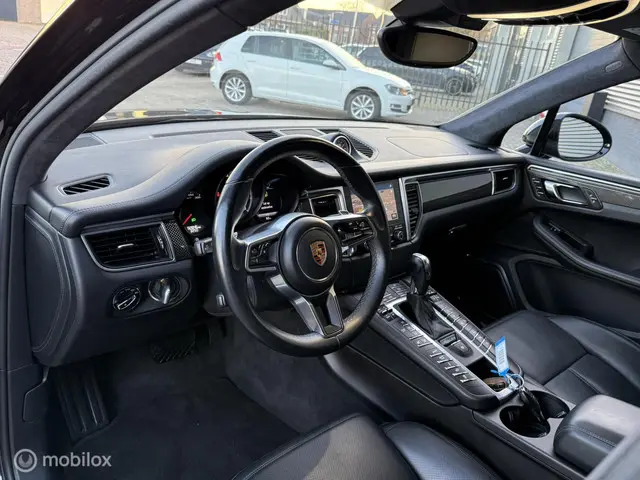 Porsche Macan 3.6 Turbo BOMVOL, NIEUWSTAAT 2016 Benzine 10