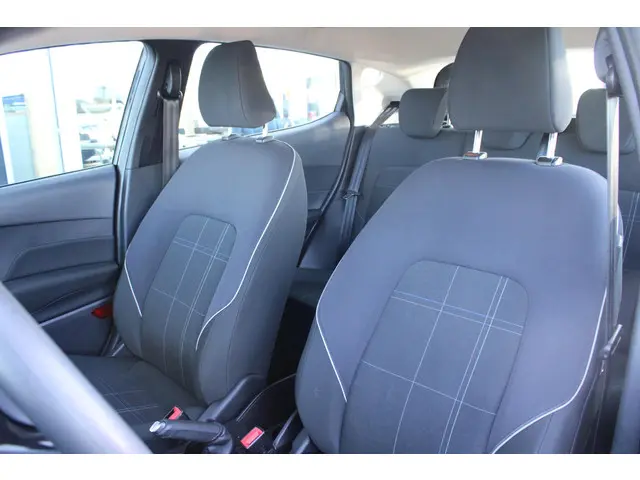 Ford Fiesta 1.1 Trend 2017 Benzine 10