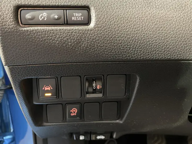 Nissan QASHQAI 1.3 DIG-T N-Connecta 2020 Benzine 28