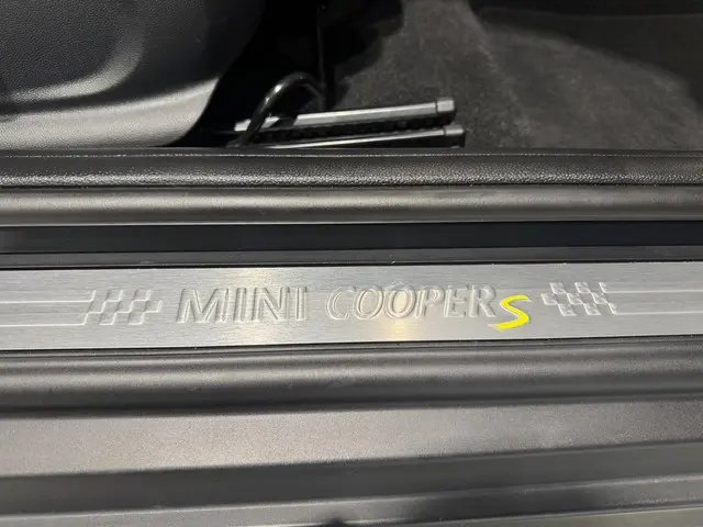 MINI Electric Mini Cooper SE 33 kWh 2024 Elektrisch 16