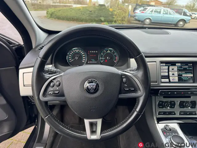 Jaguar XF 3.0 V6 SC 340PK 2014 Benzine 12
