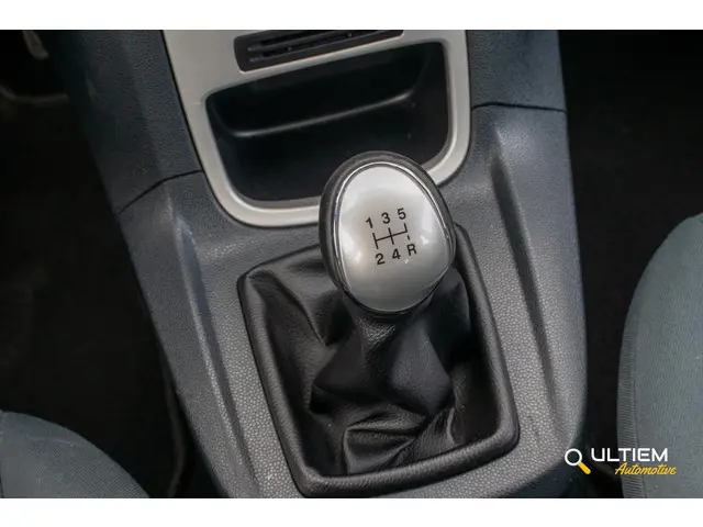 Ford Fiesta 1.25 Titanium 2012 Benzine 13