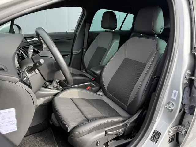 Opel Astra Sports Tourer 1.5 CDTI Elegance 2020 Diesel 4