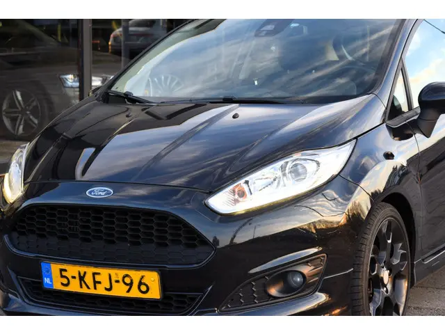 Ford Fiesta 1.0 EcoBoost Sport 125 PK 2013 Benzine 21