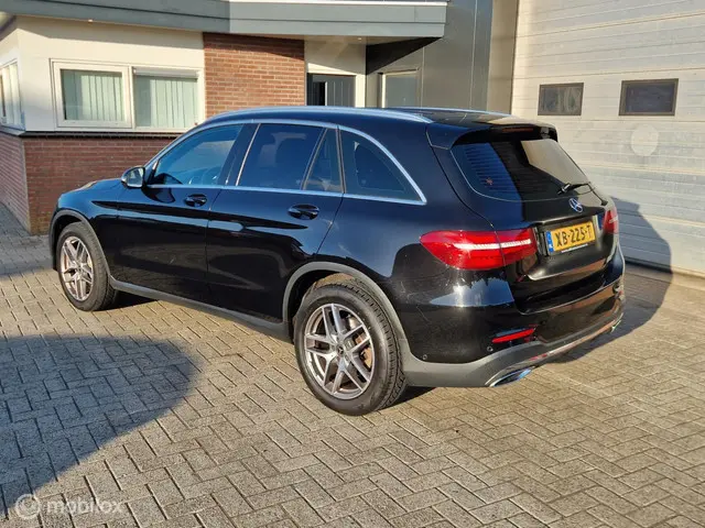 Mercedes-Benz GLC 3