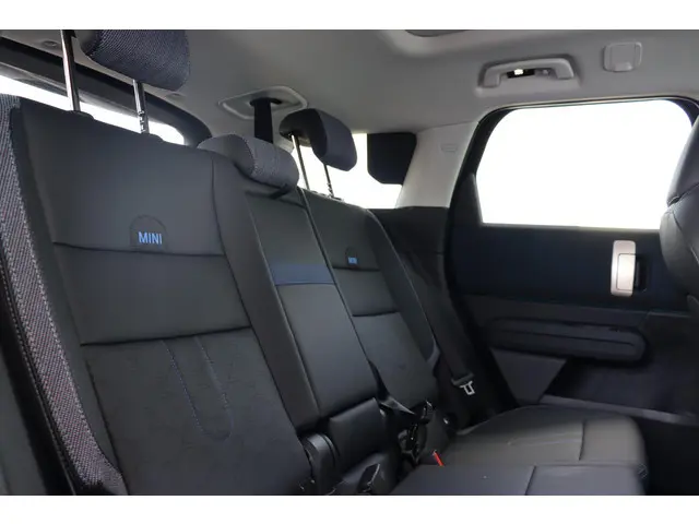 MINI Countryman C Aut. 2024 Benzine 13