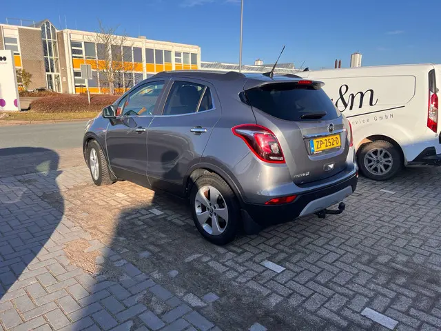 Opel Mokka X 3