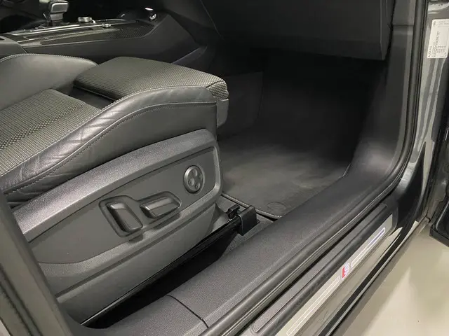 Audi Q5 45 TFSI quattro S edition 2019 Benzine 4