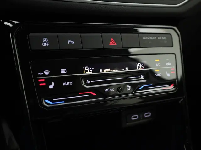 Volkswagen T-Cross 1.0TSI/116PK DSG Style 2025 Benzine 25