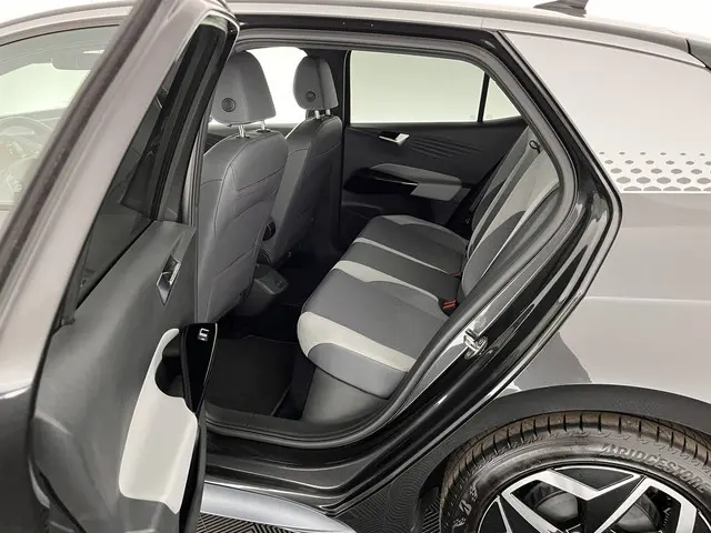 Volkswagen ID.3 First Plus 58 kWh [ 3-Fase ] 2020 Elektrisch 9
