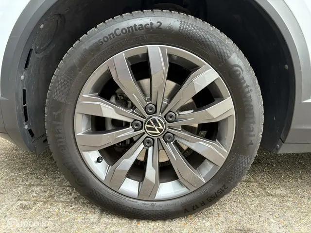 Volkswagen T-Roc 1.5 TSI Sport 2021 Benzine 17