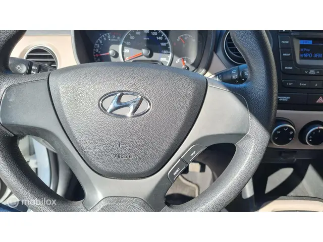 Hyundai i10 1.0i i-Drive 2017 Benzine 17