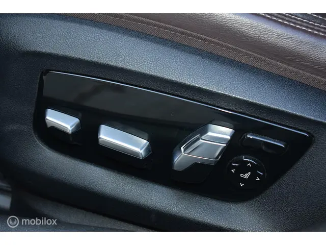 BMW 5 Serie 530i High Executive 2018 Benzine 40