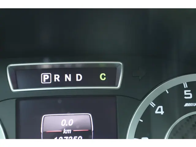 Mercedes-Benz A-Klasse AMG 45 4MATIC 2015 Benzine 44