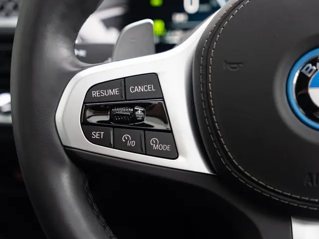 BMW X5 xDrive50e 2025 Hybride Benzine 27