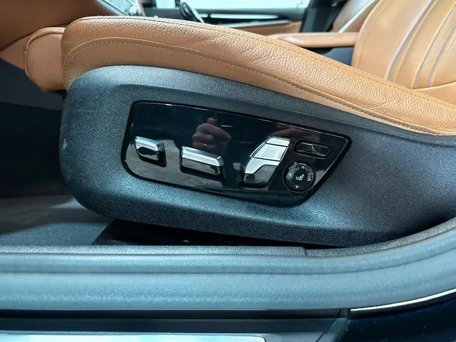 BMW 5 Serie Touring 530i High Executive 2021 Benzine 16