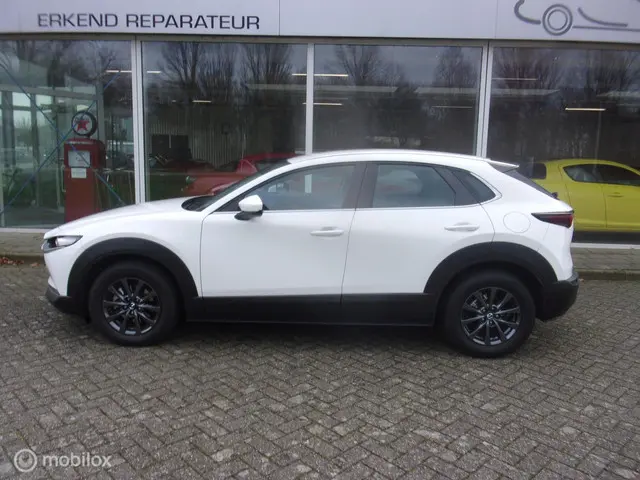 Mazda CX-30 2