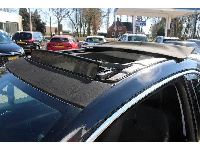 Opel ADAM 1.0 Turbo Rocks Favourite//Cabrio!! 2016 Benzine 4