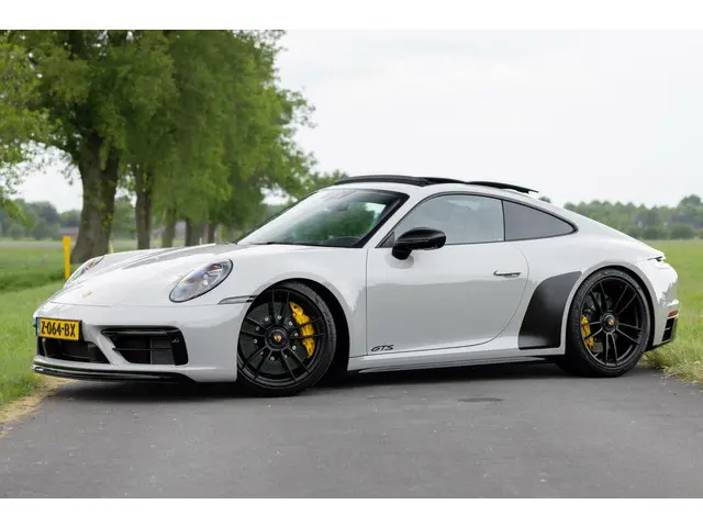 Porsche 911 3.0 Carrera GTS 2022 Benzine 38