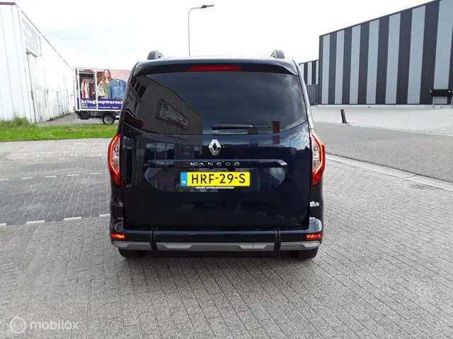 Renault Kangoo Techno TCE 130 pk Automaat 2024 Benzine 4