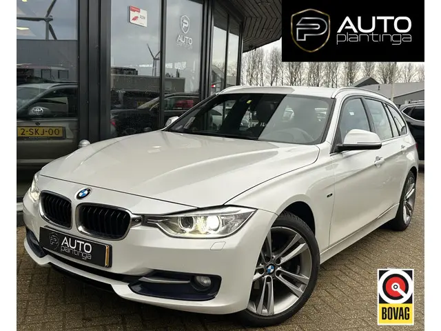 BMW 3 Serie Touring 316i High Executive 2015 Benzine