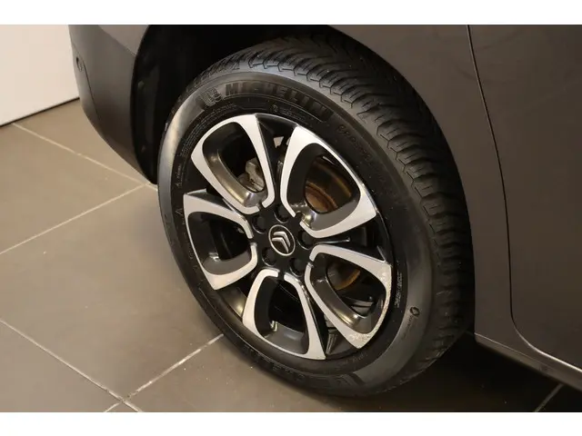 Citroën Berlingo PT 110 Shine XTR 2019 Benzine 6