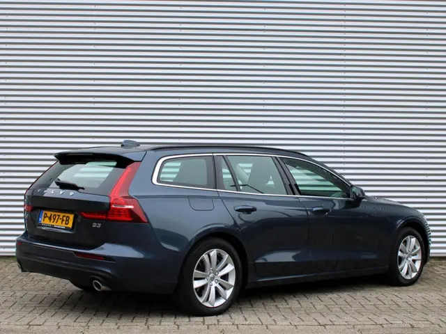 Volvo V60 2