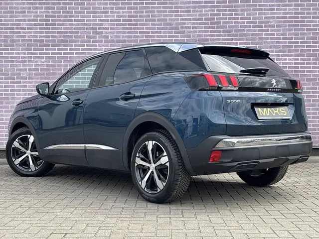 Peugeot 3008 1.2 PureTech Allure 2023 Benzine 4