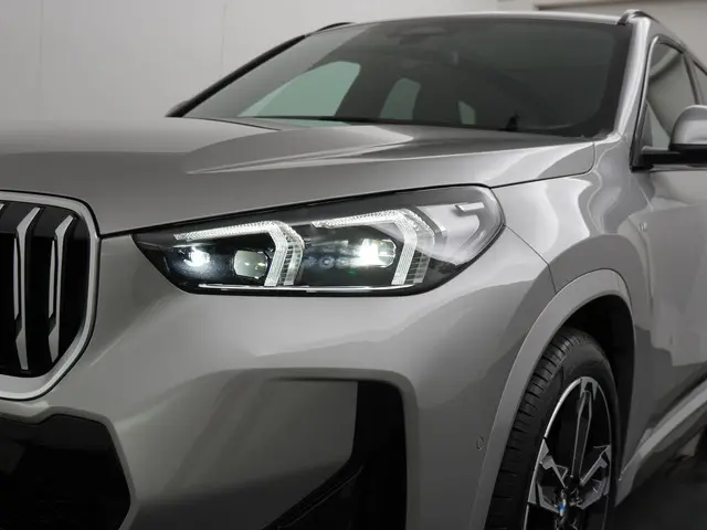 BMW X1 sDrive18i 2025 Benzine 28