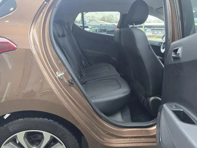 Hyundai i10 1.2 Comfort Plus 5p AUT 2019 Benzine 9