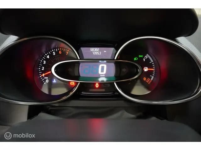 Renault Clio 0.9 TCe Limited 2019 Benzine 19