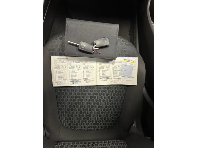 Opel Corsa 1.4 Edition AUTOMAAT 2015 Benzine 17