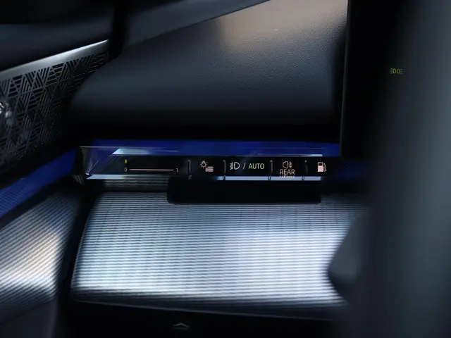 BMW M5 Sedan 2025 Hybride Benzine 34