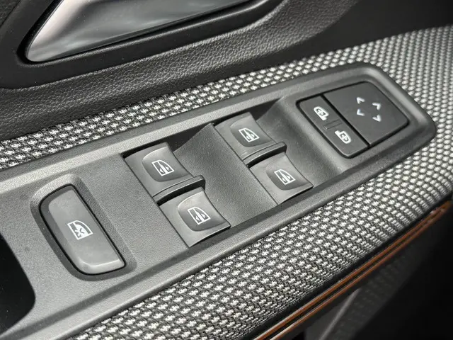 Dacia Sandero Stepway 1.0 TCe 90 Comfort 2022 Benzine 31