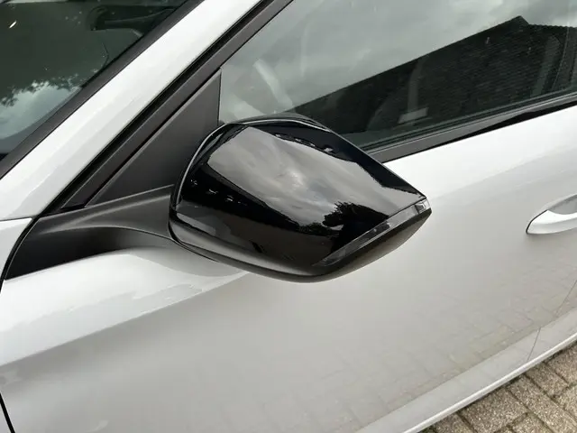 Peugeot 308 SW 1.2 Turbo 130 PK Allure 2024 Benzine 35