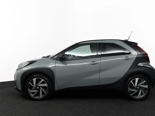 Toyota Aygo X 1.0 VVT-i MT Envy 2024 Benzine 3