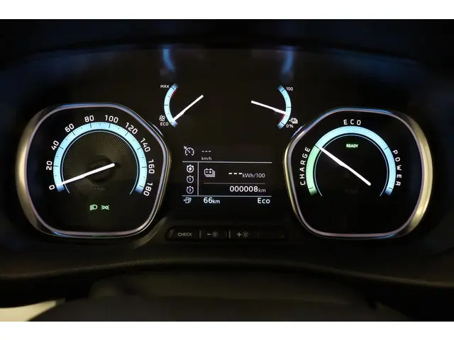 Peugeot e-Expert EV L3 75 kWh 2023 Elektrisch 27