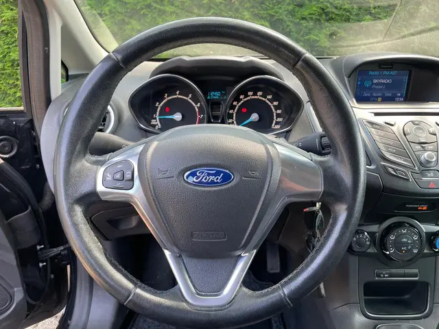 Ford Fiesta 1.0 Style|NAV|BT-Audio|LED| 2015 Benzine 11