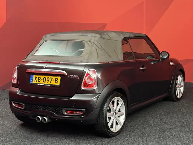 MINI Cooper S Cabrio Mini 1.6 Chili 2013 Benzine 2