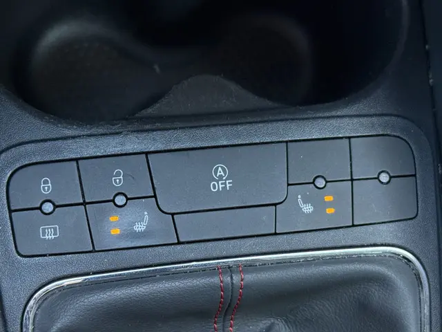 SEAT Ibiza 1.0 EcoTSI FR Connect 2015 Benzine 18