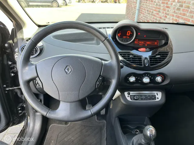 Renault Twingo 1.2 16V Dynamique 2014 Benzine 11