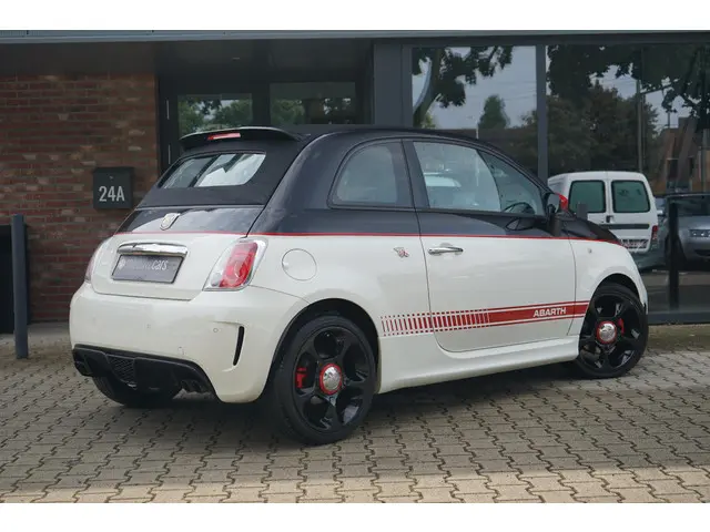 Abarth 500C 1.4 T-Jet Estetico 2012 Benzine 3