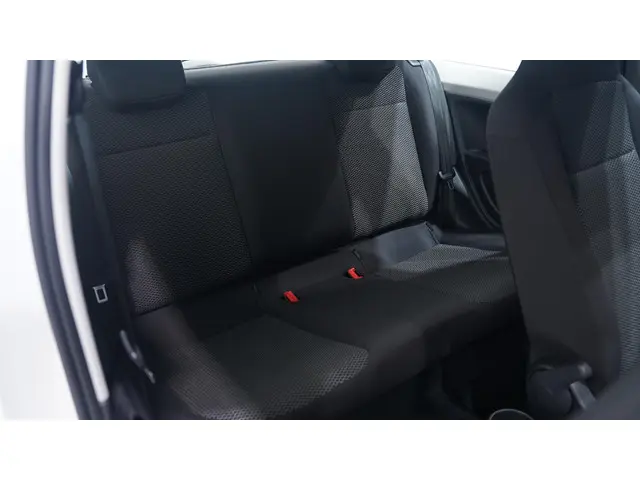 SEAT Mii 1.0 Sport Connect 2017 Benzine 31