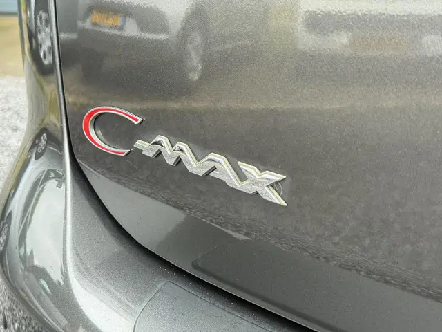 Ford C-MAX 1.0 Titanium 2015 Benzine 25