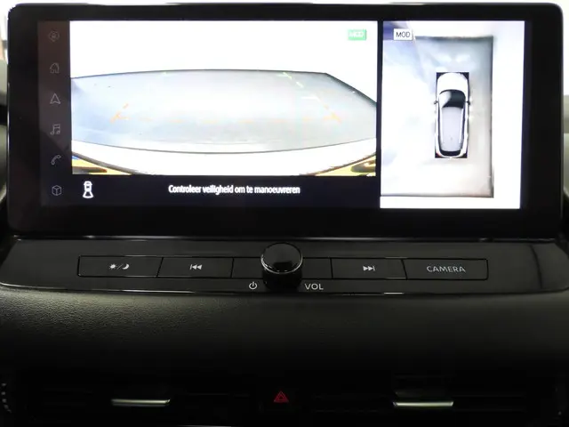 Nissan QASHQAI 1.3 MHEV N-Connecta Design 2023 Benzine 8