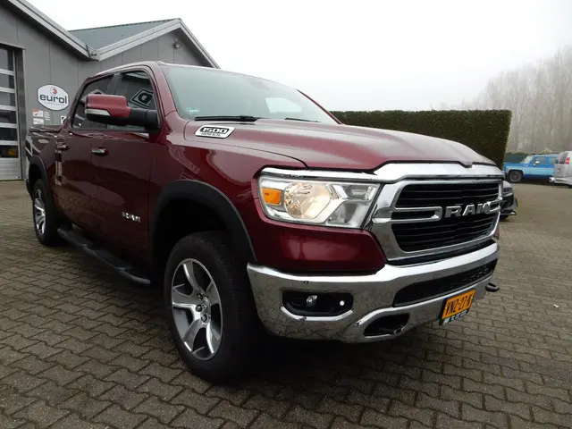 Dodge Ram 1500 5.7 V8 4x4 Crew Cab Big Horn 2020 LPG/Gas 2