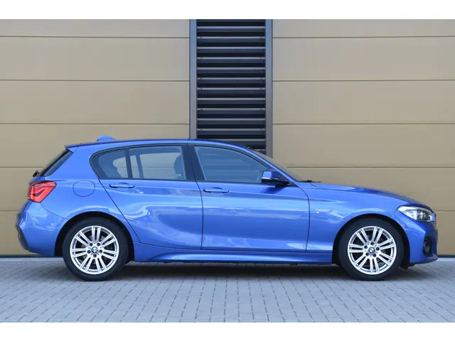 BMW 1 Serie 118i High Executive 2017 Benzine 7