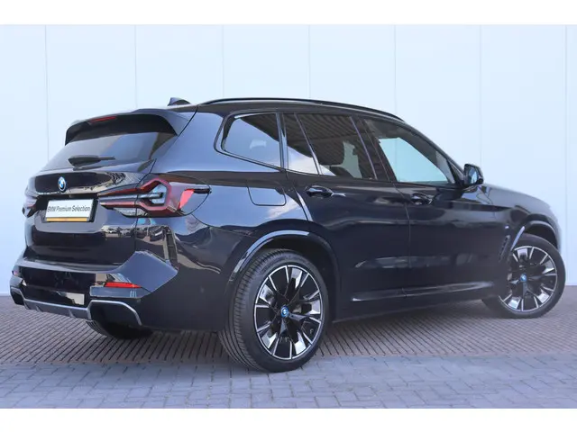 BMW iX3 High Executive 80 kWh 2023 Elektrisch 6